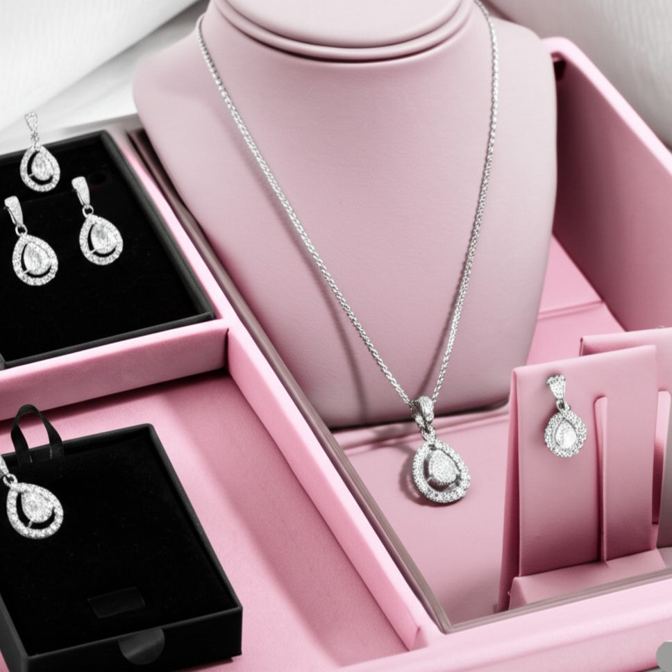 Women's luxury diamond jewelry set