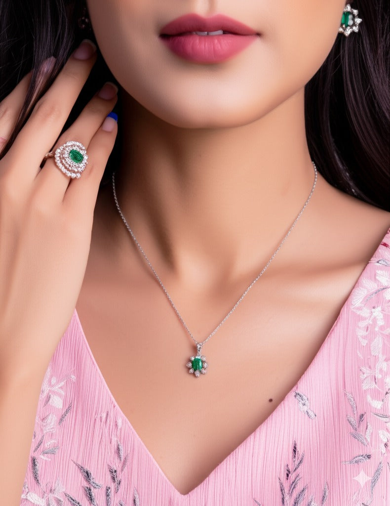 Women's luxury emerald white gold and diamond pendant