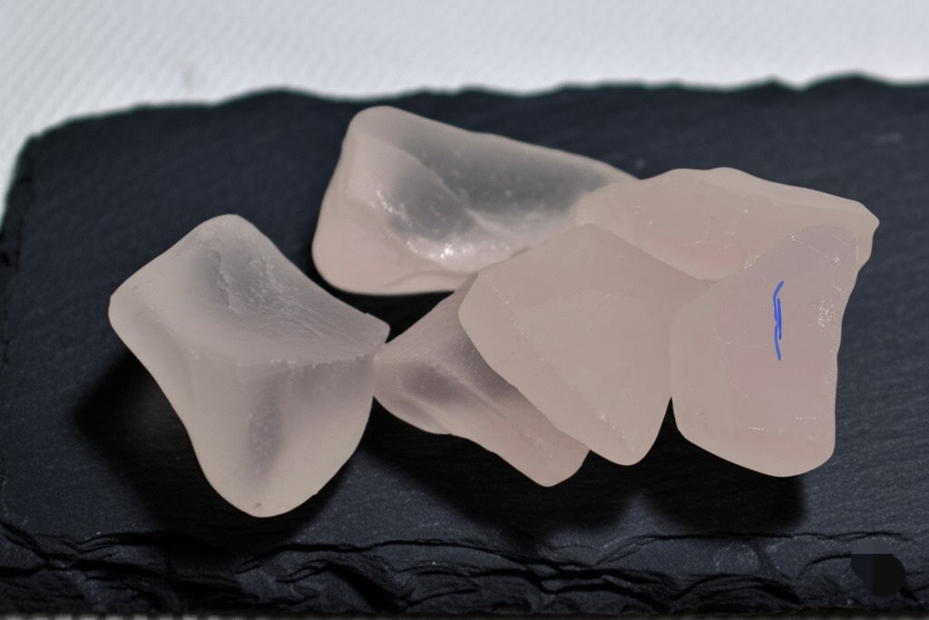 Rough rose quartz