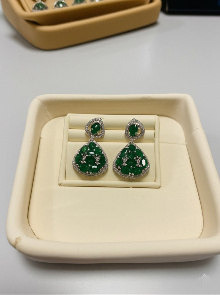 Women's green agate earrings (tops)