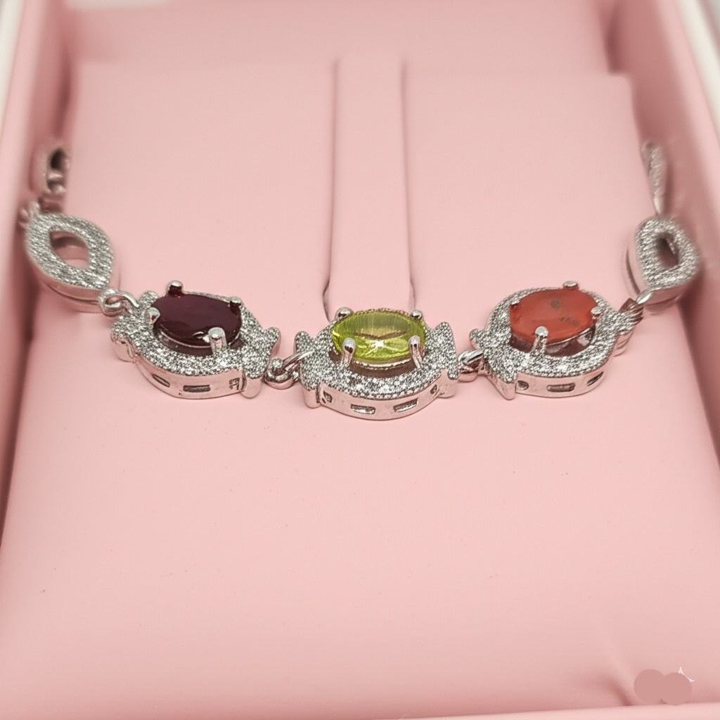 Women's bracelet