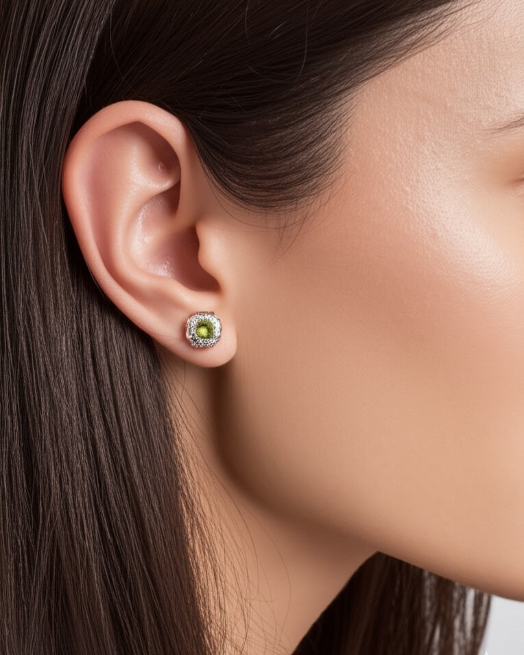 Women's peridot earrings (tops)
