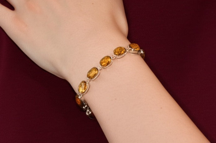 Women's zircon bracelet