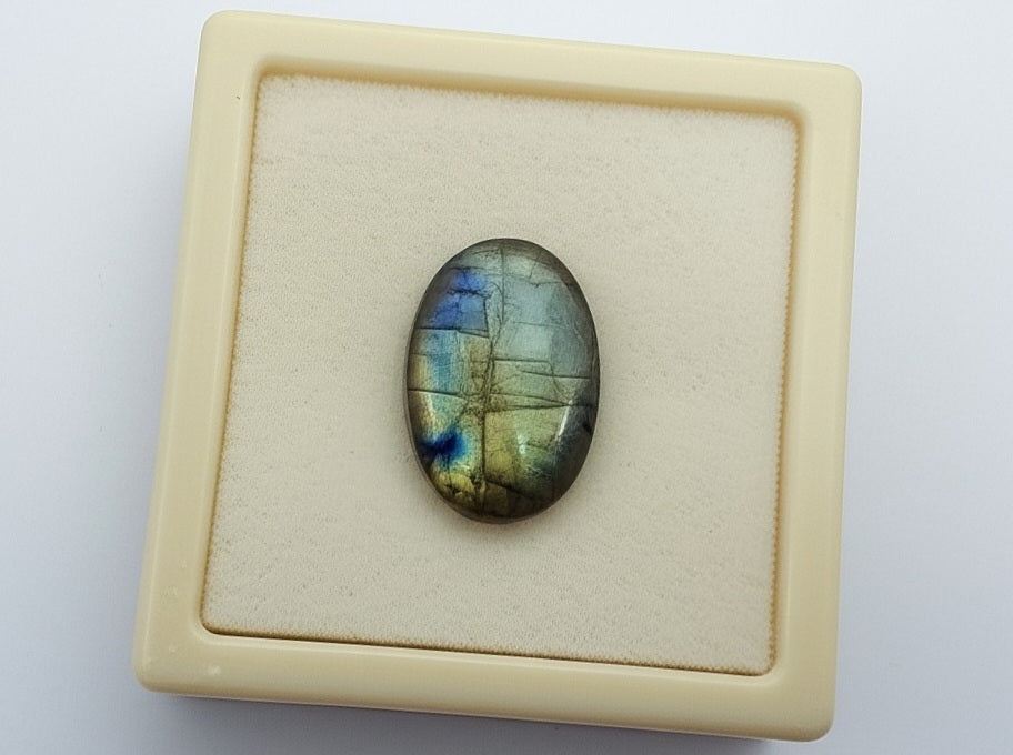 Labradorite gemstone
