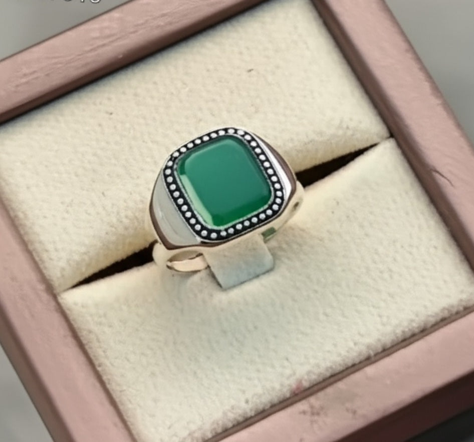 Men's green agate ring