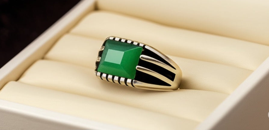 Men's luxury emerald ring