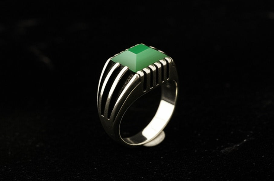 Men's luxury emerald ring