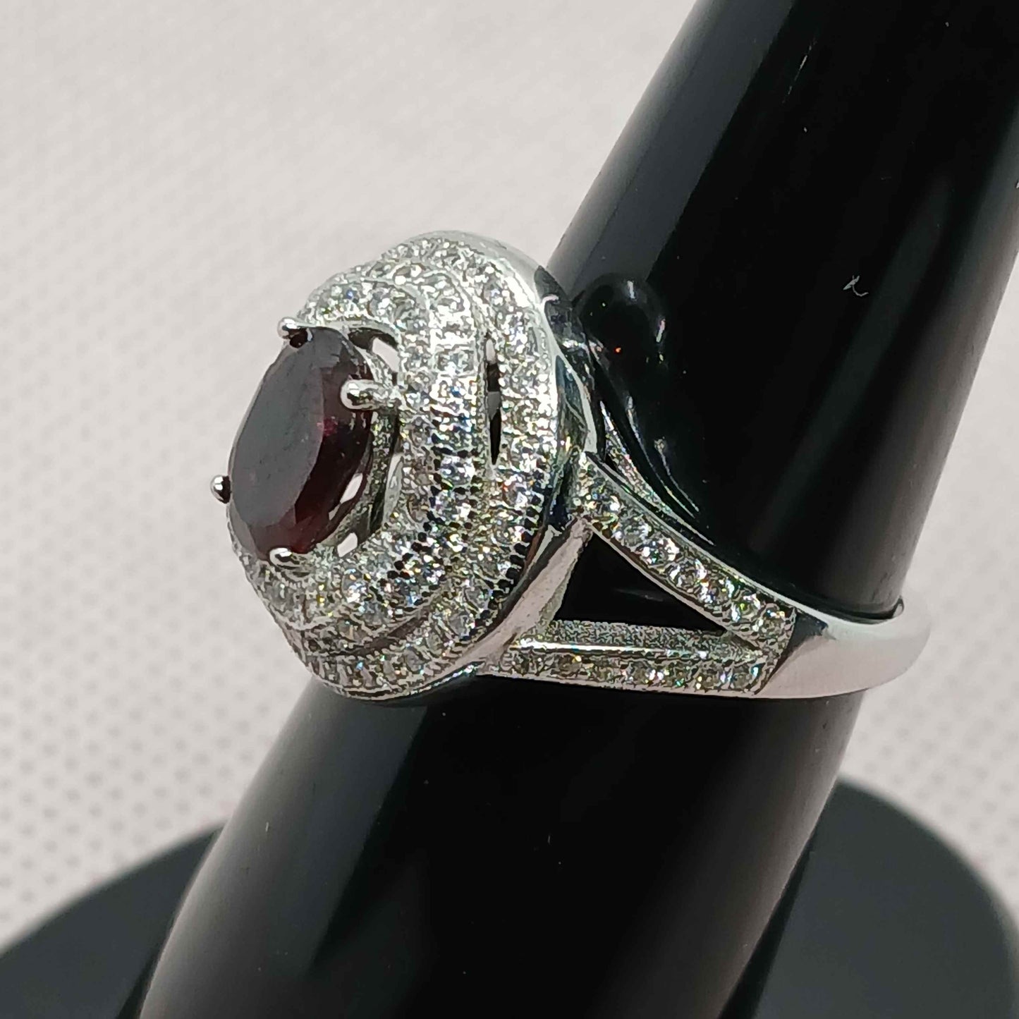Women's red garnet Ring
