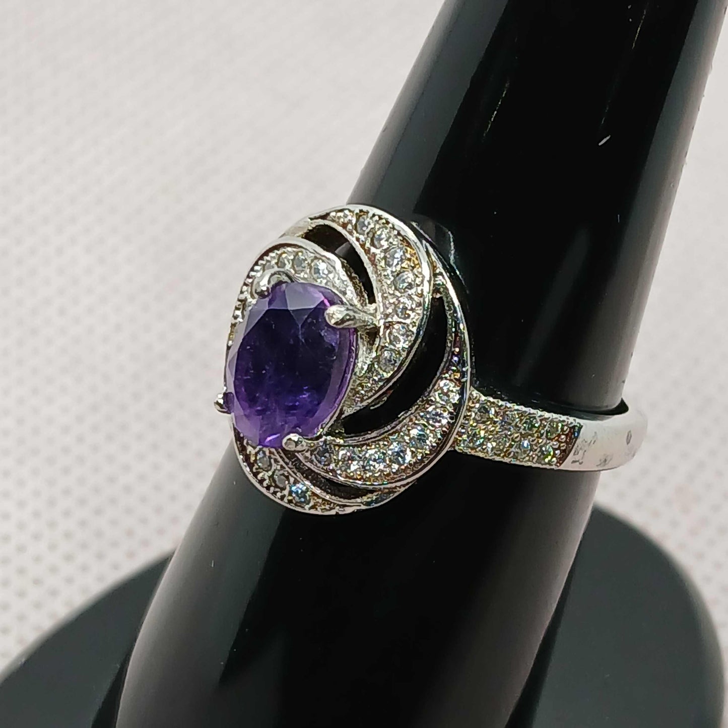 Women's Amethyst Ring