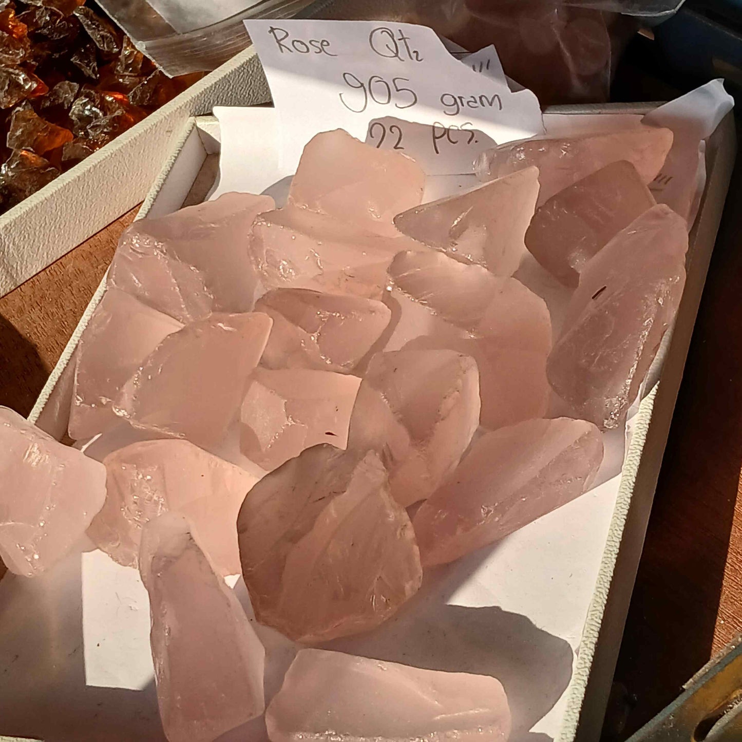 Rough rose quartz