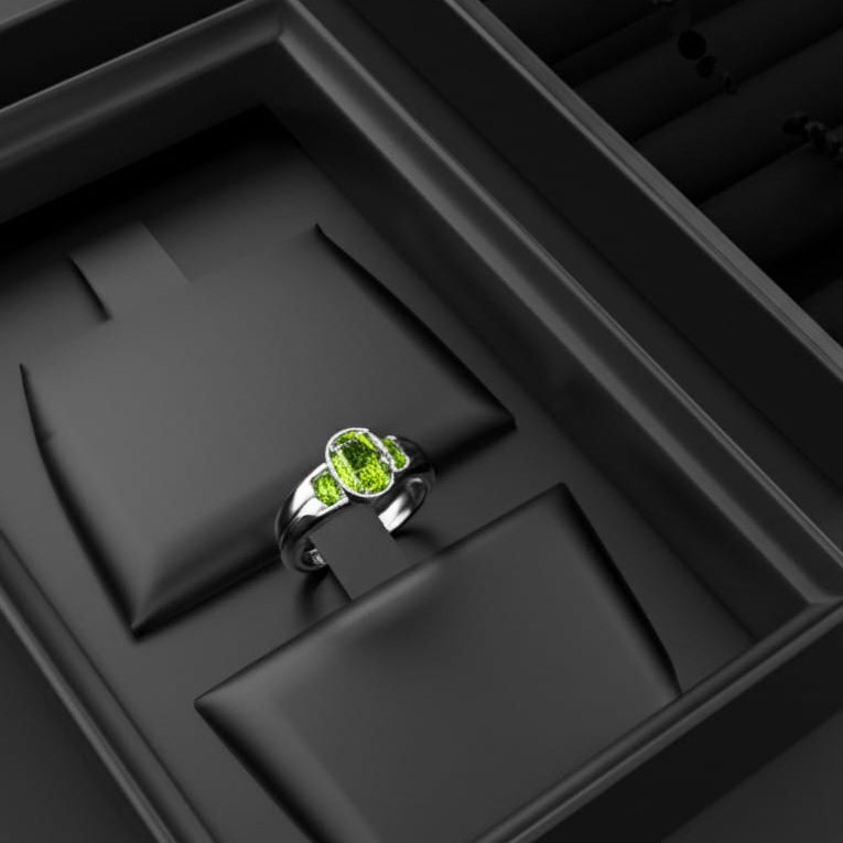 Men's peridot ring