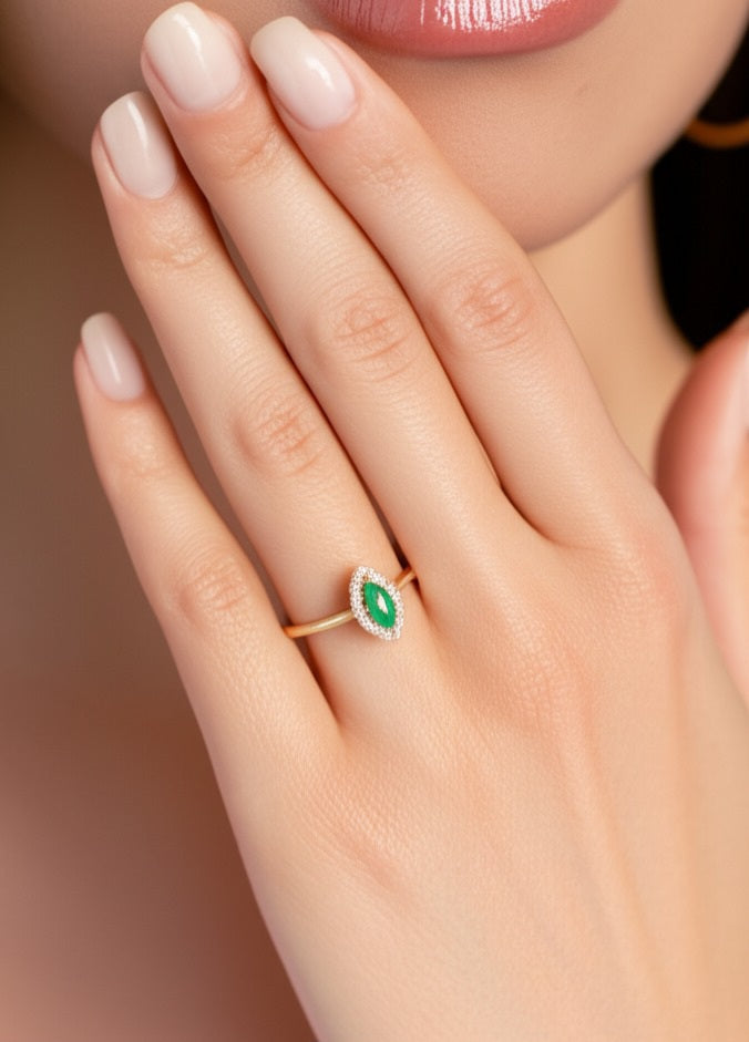 Women's luxury gold emerald and diamond Ring