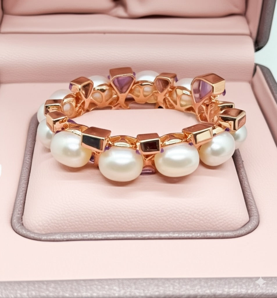 Women's pearls and amethyst bracelet