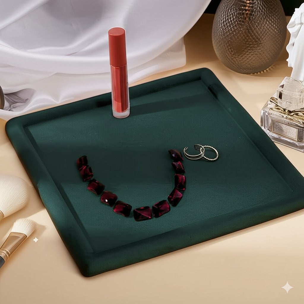 Women's red garnet jewelry set