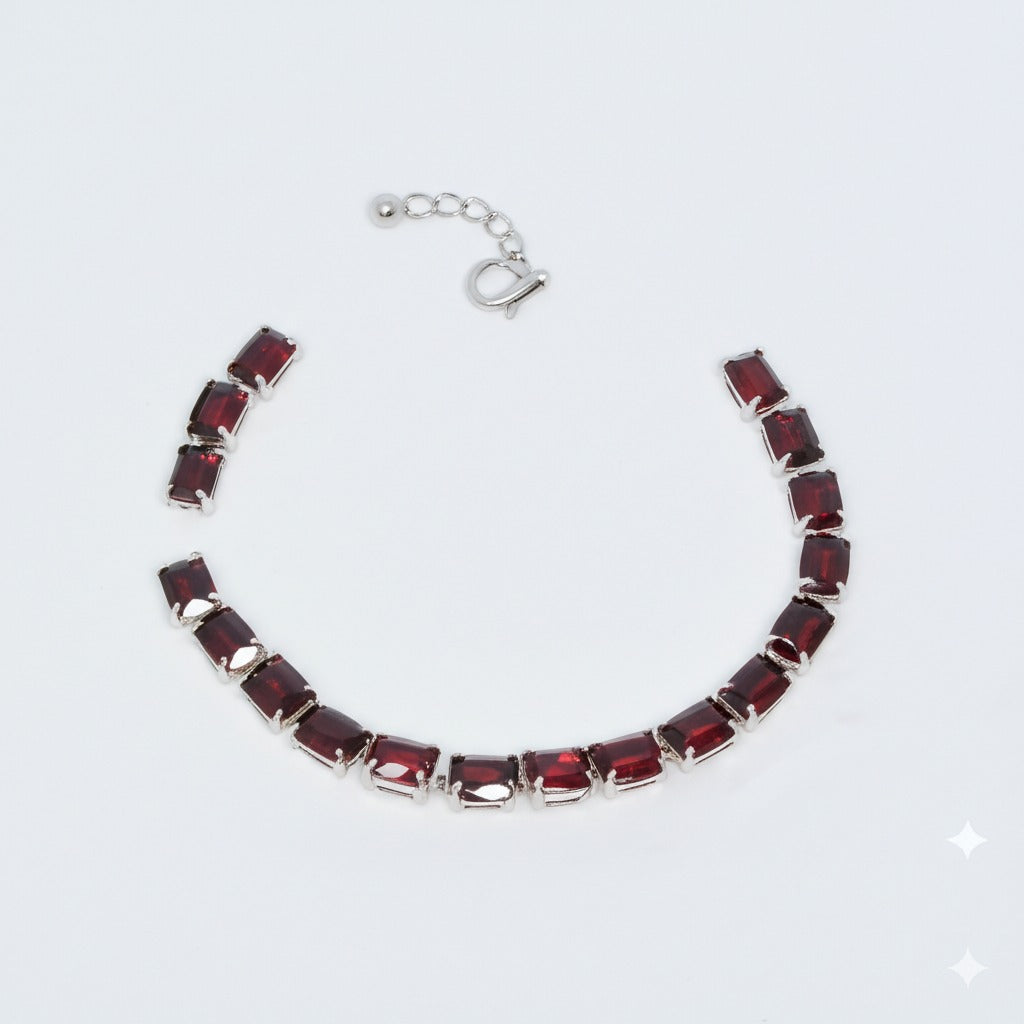 Women's red garnet jewelry set