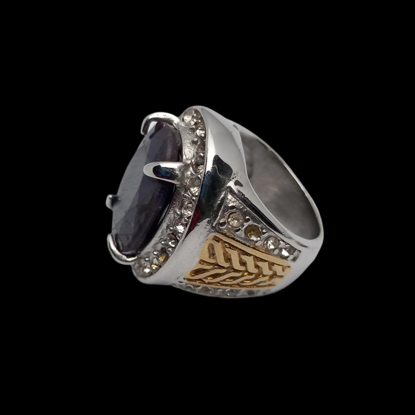 Dark blue Sapphire Ring