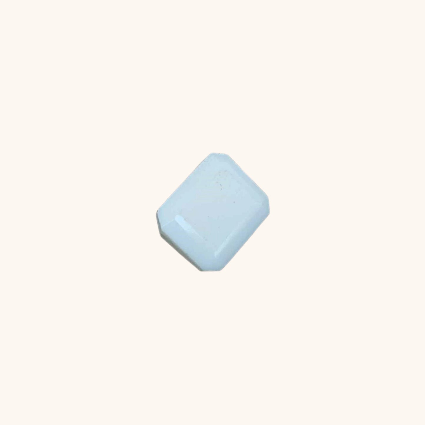 White Opal Without Fire (5.0ct)