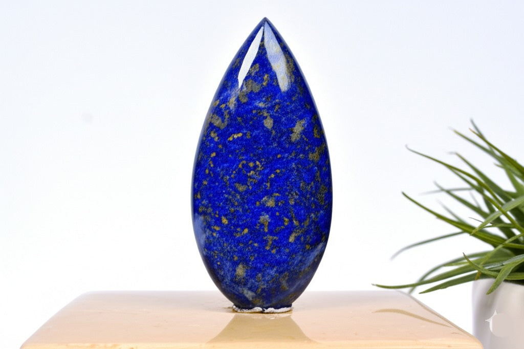 Lapis Lazuli Stone Meaning, Origin, Price, Healing Properties &amp; Zodiac Benefits