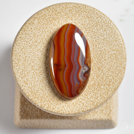 Carnelian Stone Meaning, Healing Powers, Benefits &amp; Who Should Wear It