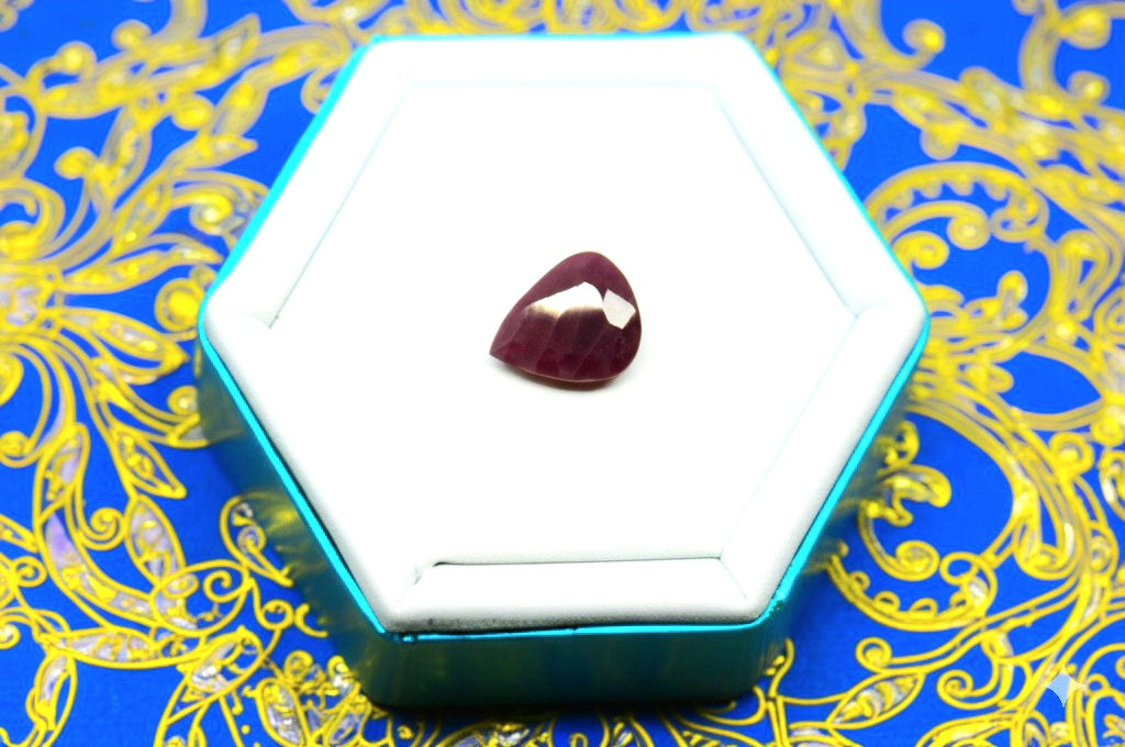 Women's ruby pendant