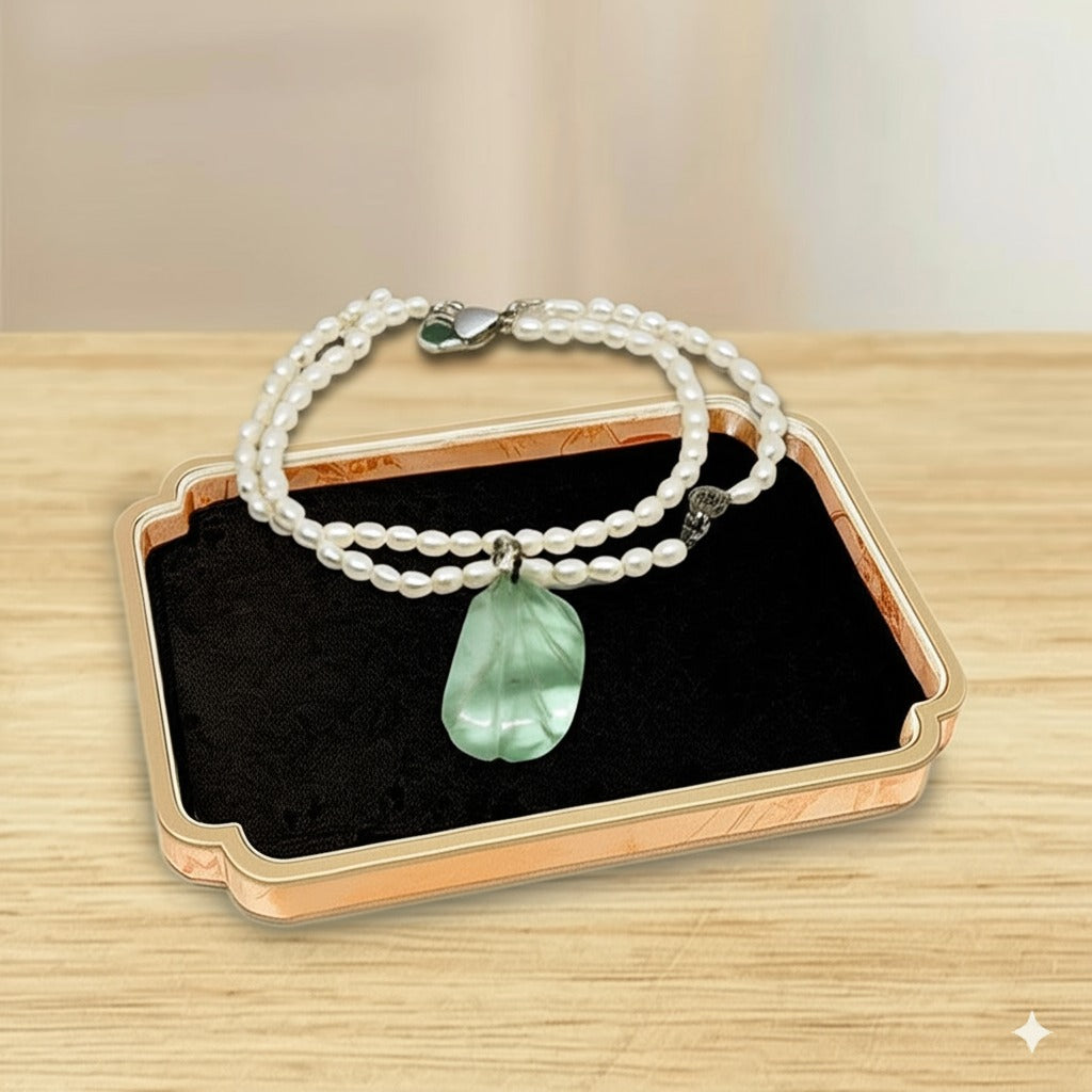 Women's green flourite necklace