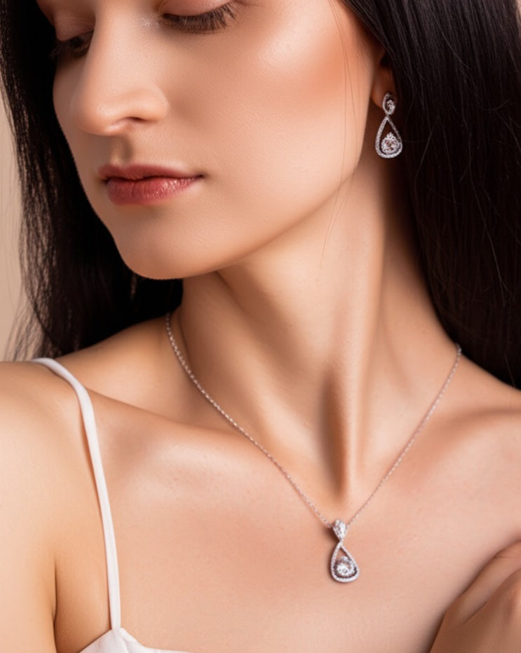 Women's luxury diamond jewelry set