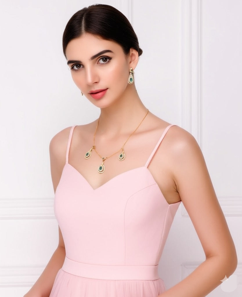 Women's luxury gold emerald jewelry set
