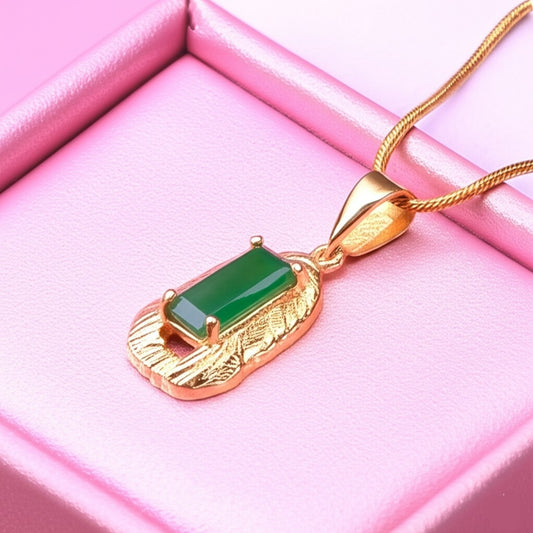 Women's luxury gold emerald pendant
