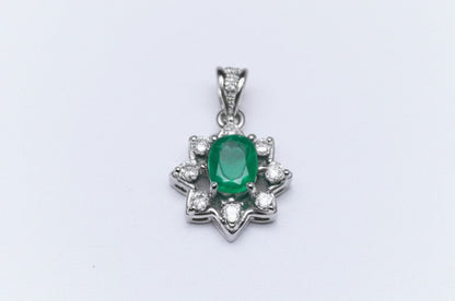 Women's luxury emerald white gold and diamond pendant