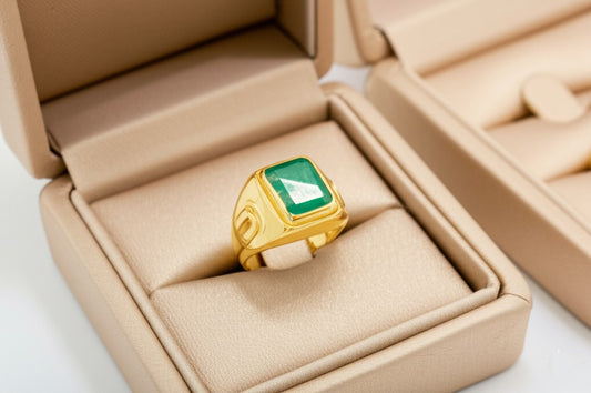Men's luxury gold emerald ring