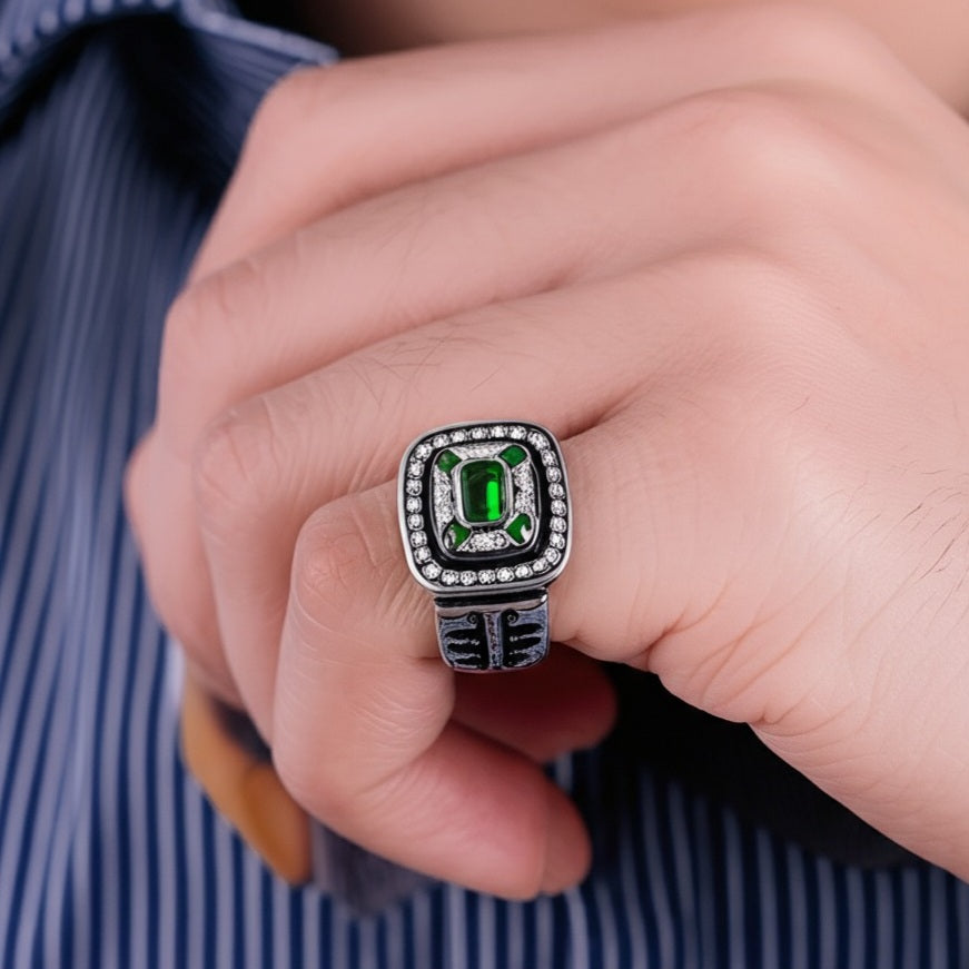 Men's luxury white gold emerald ring