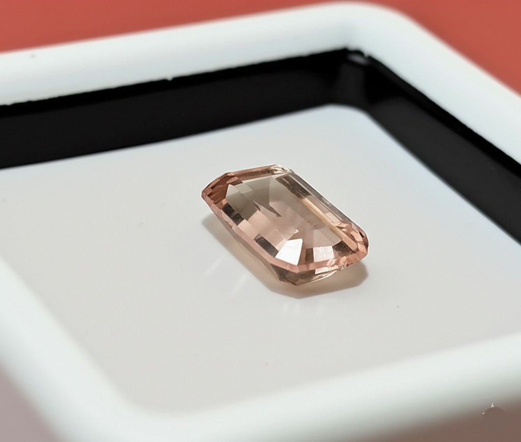 Morganite gemstone 19.05 cts