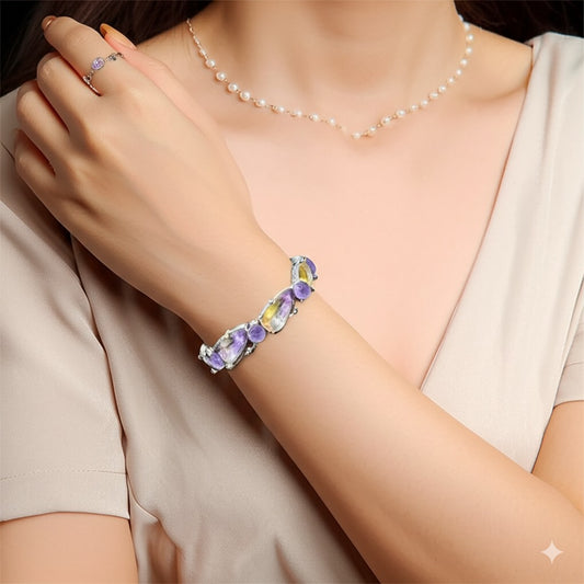Women's bracelet