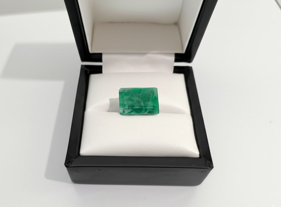 Emerald 2.20 carats
