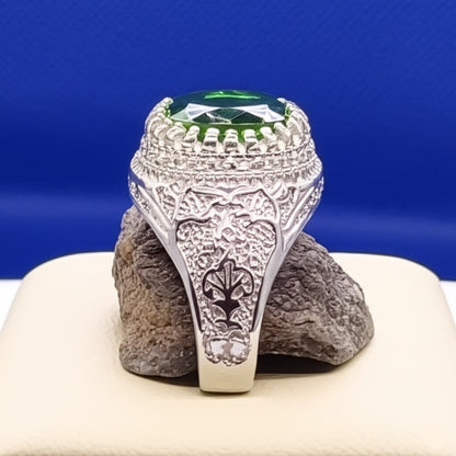 Men's peridot ring