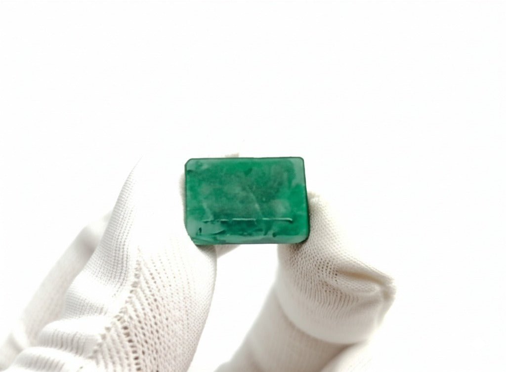 Emerald 2.20 carats