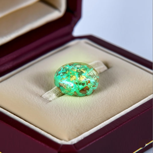 Green Persian Turquoise with pyrite (33.30ct)
