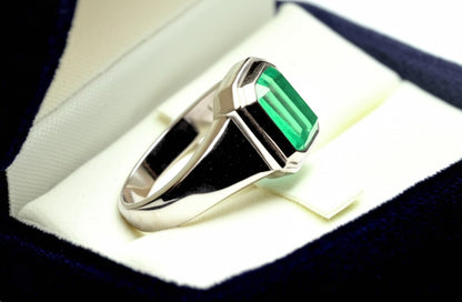 Green fluorite men's ring