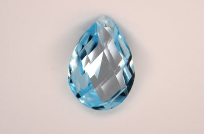 Sky blue topaz woman's pendant