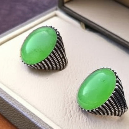 Men's peridot ring