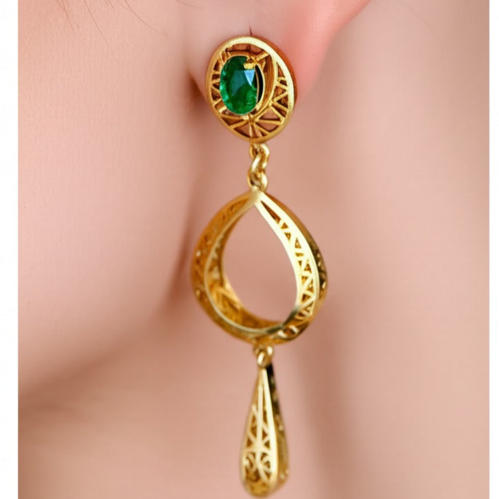 Emerald women's luxury gold earrings
