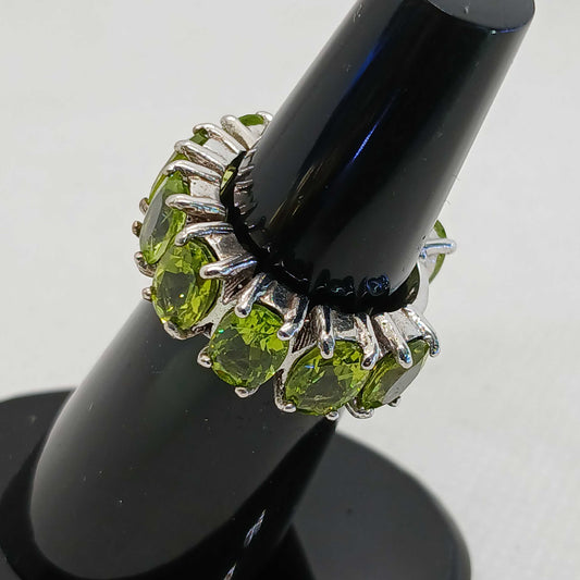 Women's peridot Ring