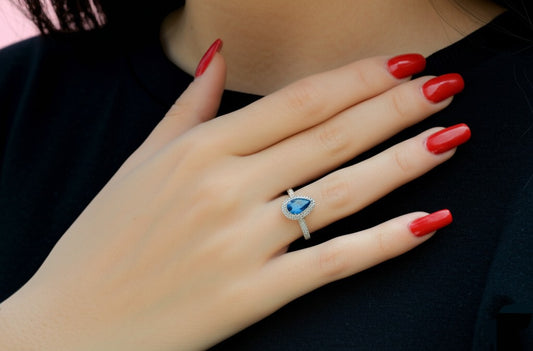 Women's luxury Swiss blue topaz ring