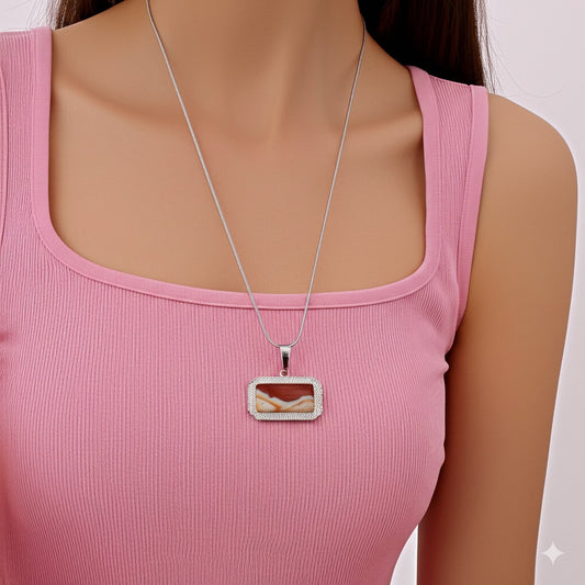 Women's carnelian pendant
