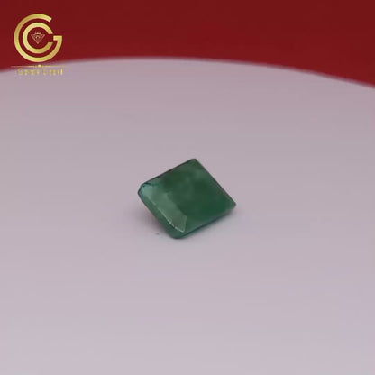 Emerald 2.20 carats