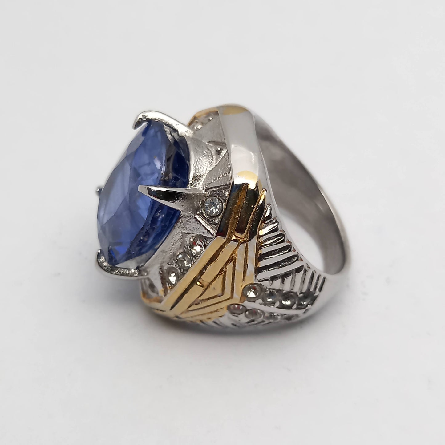 Synthetic Ceylon Sapphire Ring