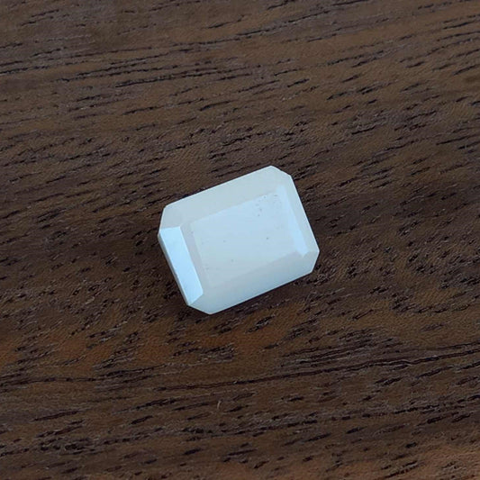 White Opal Without Fire (5.0ct)